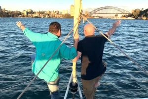 Sydney Harbour: Cruise med katamaran i solnedgangen