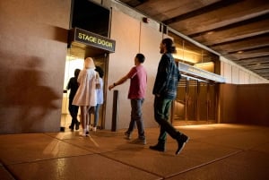 Sydney: Sydney Opera House VIP Backstage Tour and Breakfast