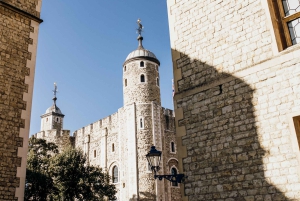 Tower of London Tour with Crown Jewels and River Cruise