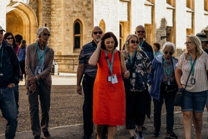 Tower of London Tour with Crown Jewels and River Cruise