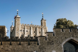 Tower of London Tour with Crown Jewels and River Cruise