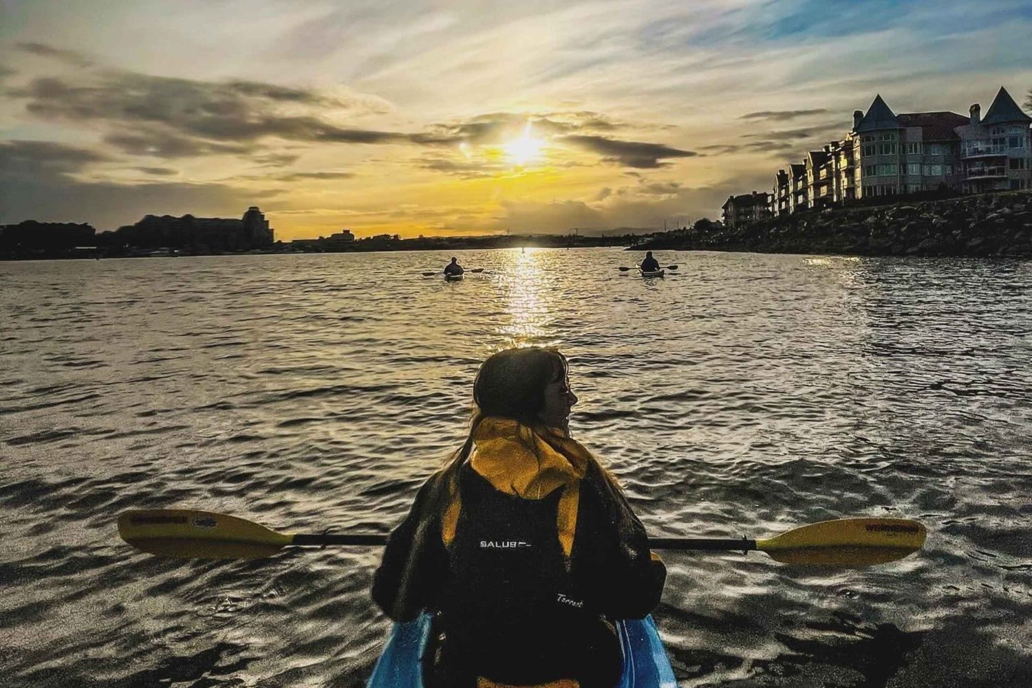 Victoria: Sunset Kayak Tour