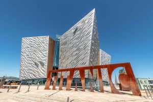 VIP Skip-the Line Titanic-museo ja viskinmaistelu kierroksella