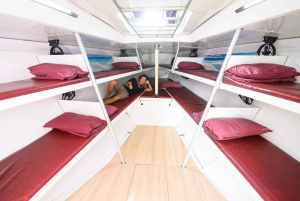 Whitsundays: 2-Day, 2-Night Maxi Yacht Sailing Adventure