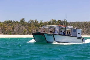 Whitsundays Islands: Private Catamaran (24 People Max)