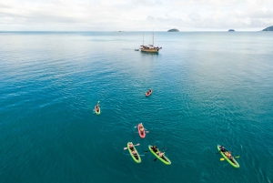 Whitsundays: Summer Overnight Sailing, Snorkel, and Kayak