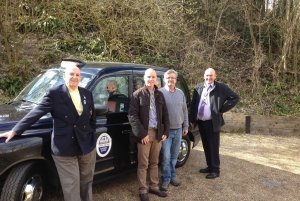 Windsorin linna & Hampton Courtin palatsi VIP Musta taksi kierros