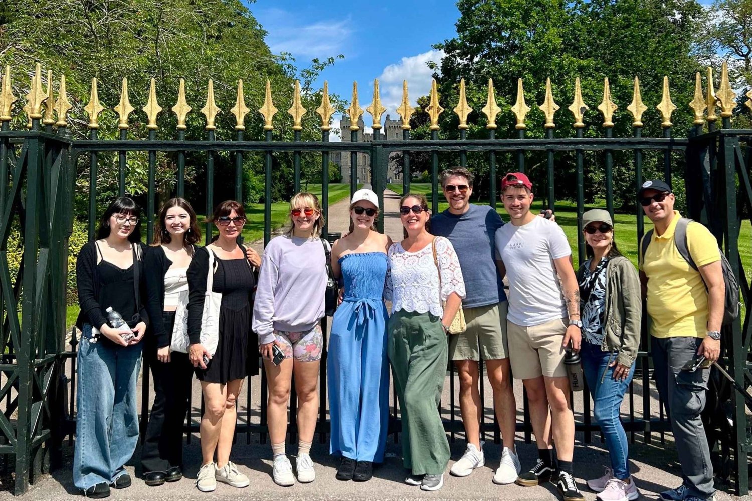 Recorrido diario a pie por la ciudad de Windsor (11 h y 14 h)