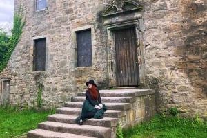 From Edinburgh: Outlander, Palaces, and Jacobites Day Trip