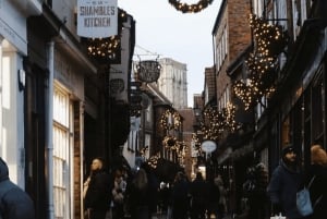 York: Christmas Market and City Highlights Walking Tour