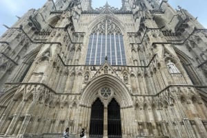 York: tour langs de buitenkant van de kathedraal van York met groepstoegang