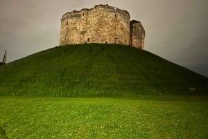 York: Forbidden Chronicles Ghosts and History Tour
