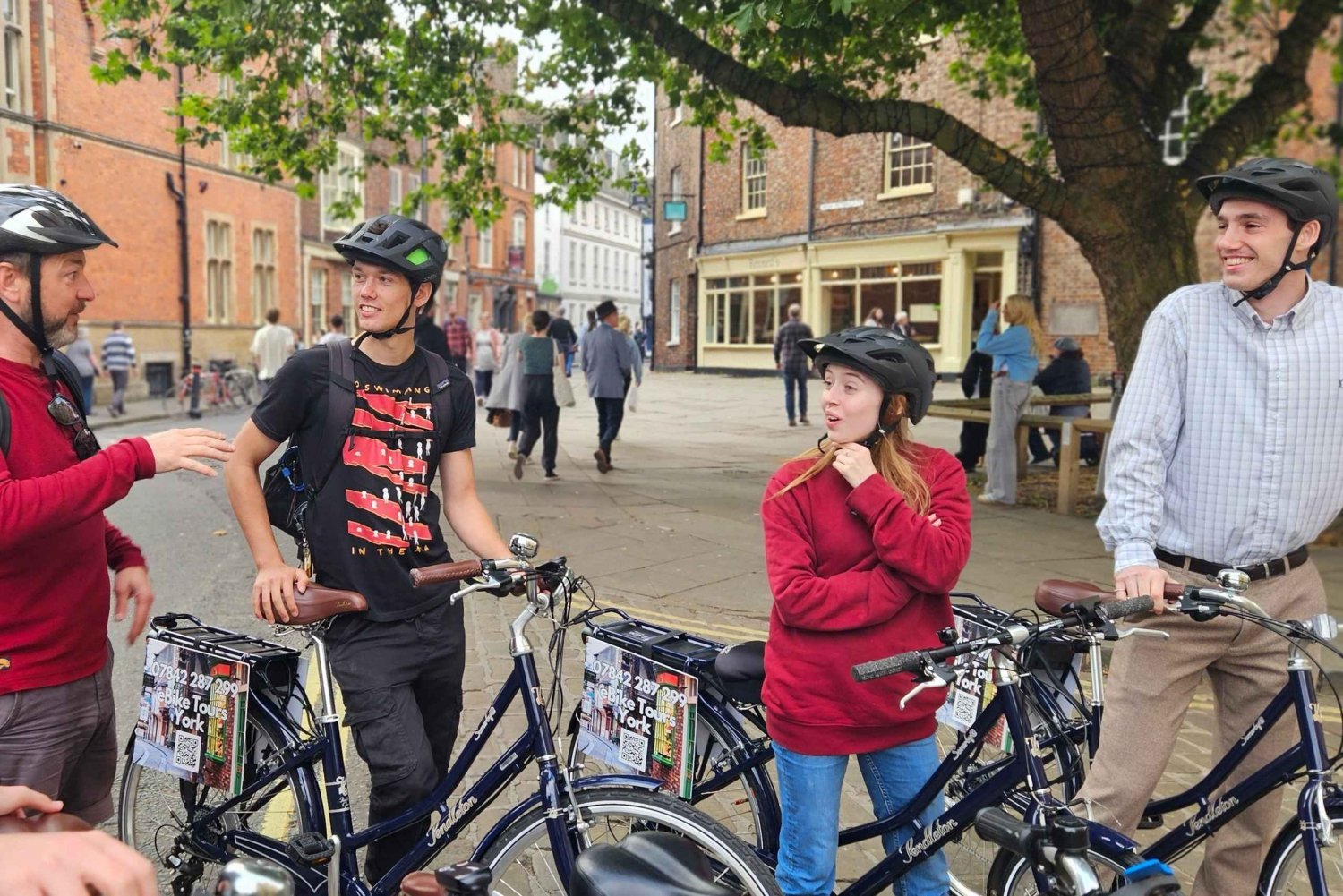 York: Guided eBike city Tour with fun historical facts