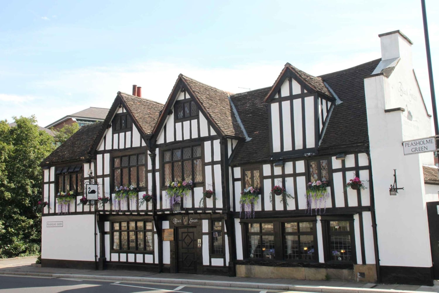 Tour a piedi dei pub storici di York
