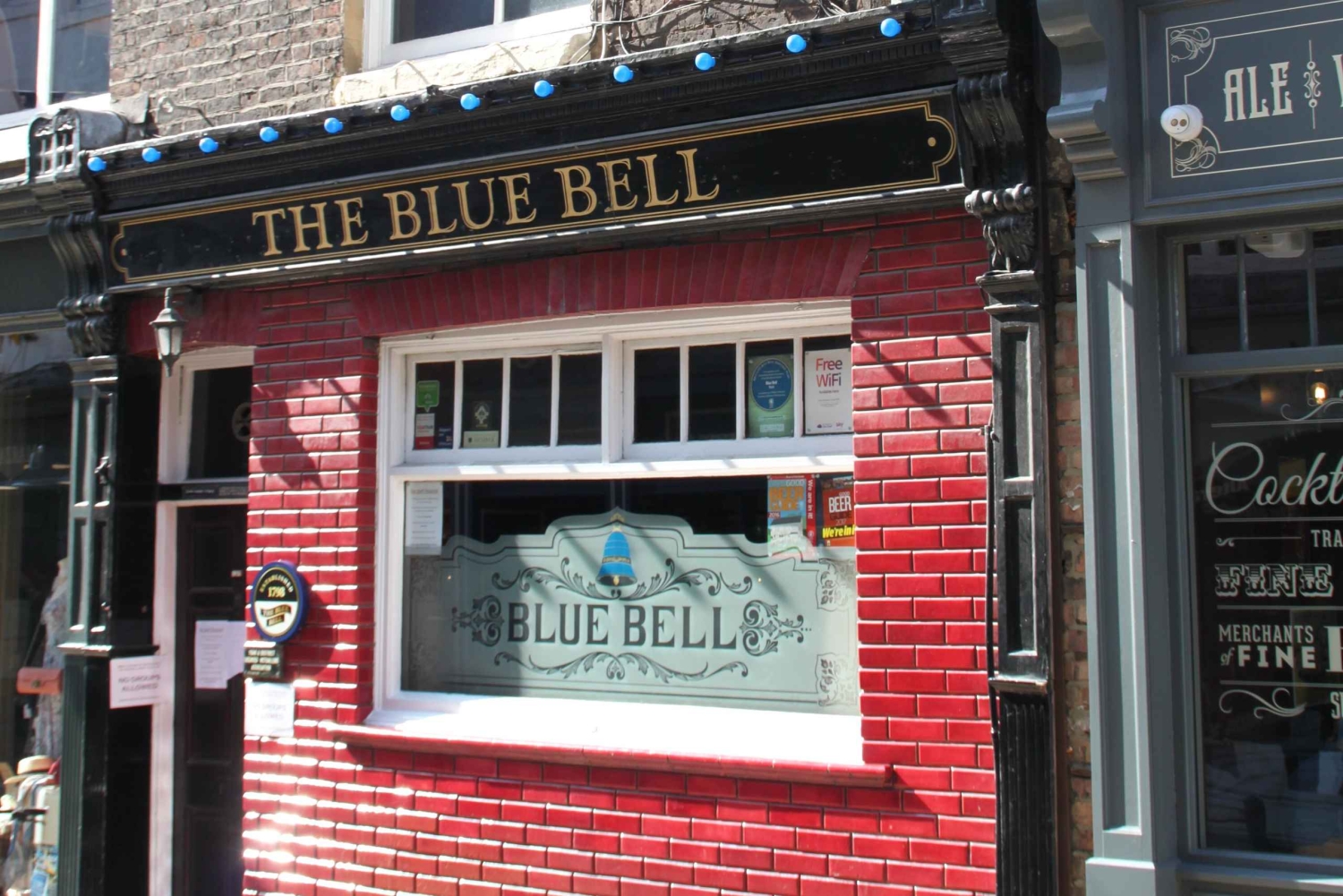 Tour a piedi dei pub storici di York