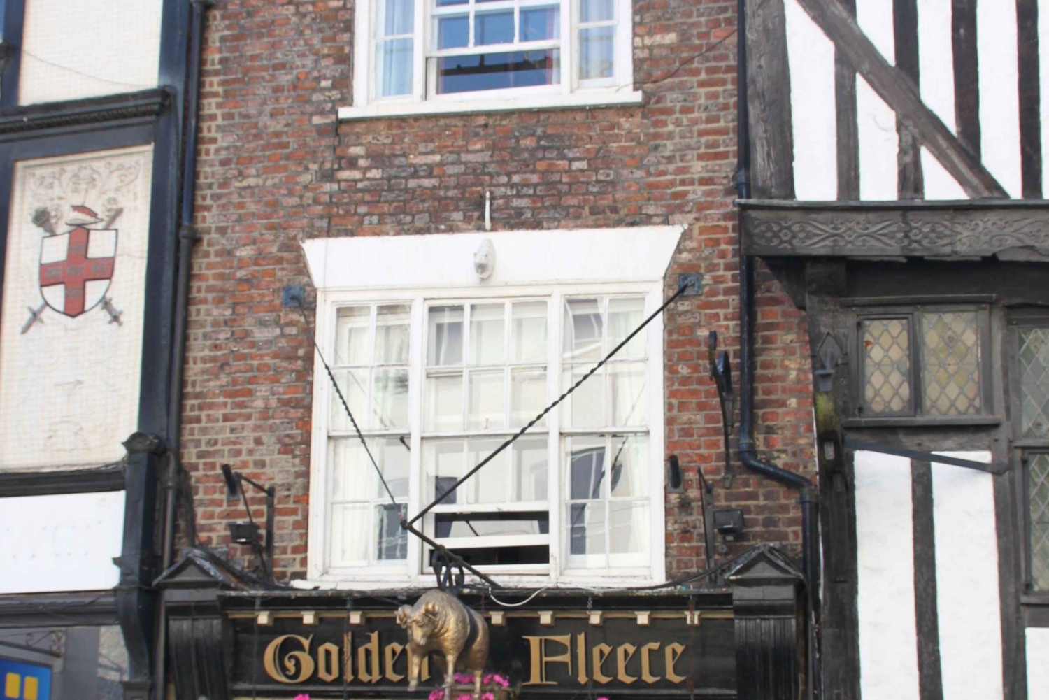 Tour a piedi dei pub storici di York