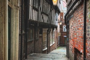 York’s Snickelways Story Walking Tour