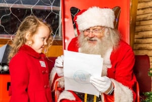 York: Santa Experience River Cruise with Gift