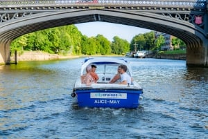 York: Self-Steer Boat Rental