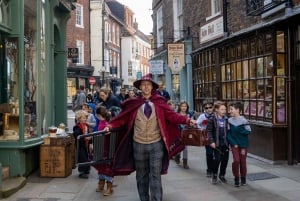 York: Wizard Walk of York Tour - Magic, Comedy & Family Fun