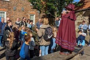 York: Wizard Walk of York Tour - Magic, Comedy & Family Fun