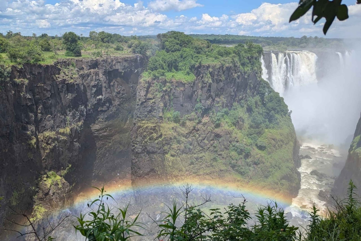 Explora as Cataratas Vitória e Mosi‑oa‑Tunya numa visita guiada exclusiva