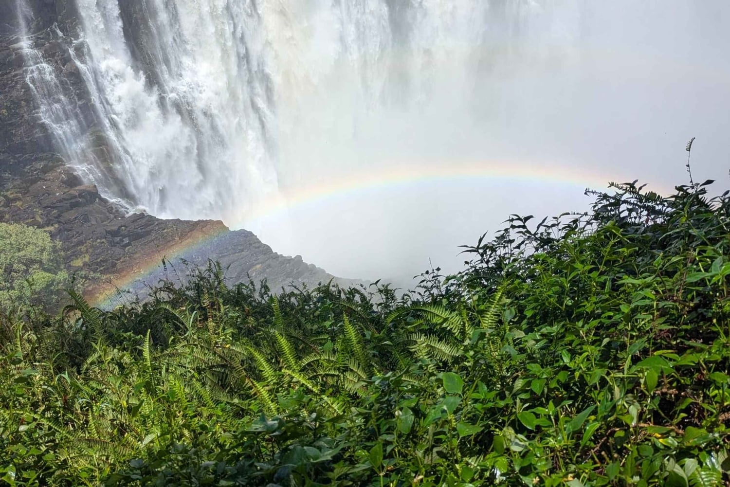 Explora as Cataratas Vitória e Mosi‑oa‑Tunya numa visita guiada exclusiva