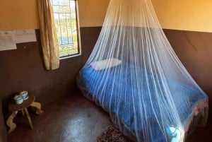 Mielenkiintoinen kyläkierros lounaalla