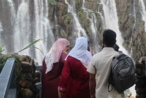 リヴィングストン：2泊のご宿泊とガイド付きツアー4回