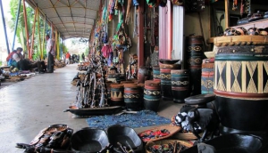 Mukuni Park and Curios