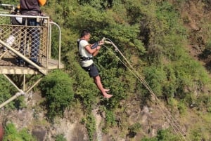 Victoriafallene: Bridge Swing