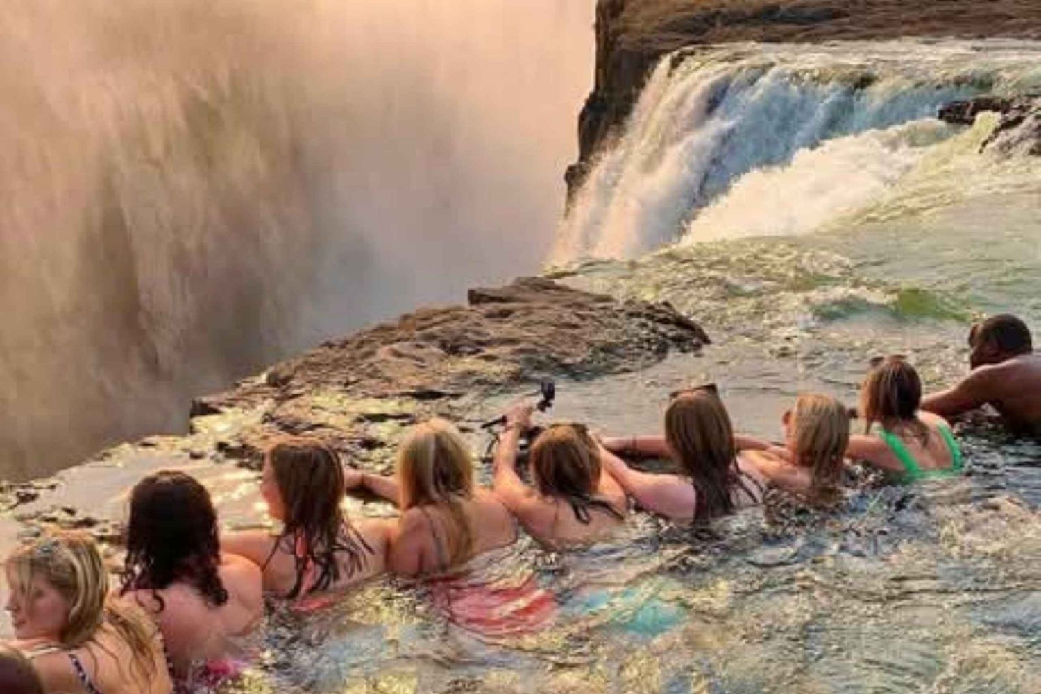 Victoriafälle: Devil's Pool Lunch & Zambezi-Bootsfahrt