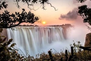 Victoria Falls: Guided Tour of Zimbabwe & Zambia Sides