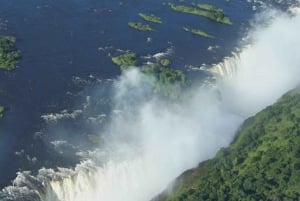 Avventura di lusso di un giorno alle Cascate Vittoria con volo in elicottero