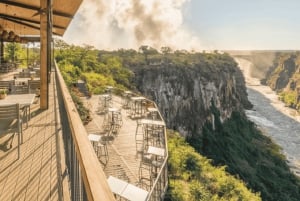 Avventura di lusso di un giorno alle Cascate Vittoria con volo in elicottero