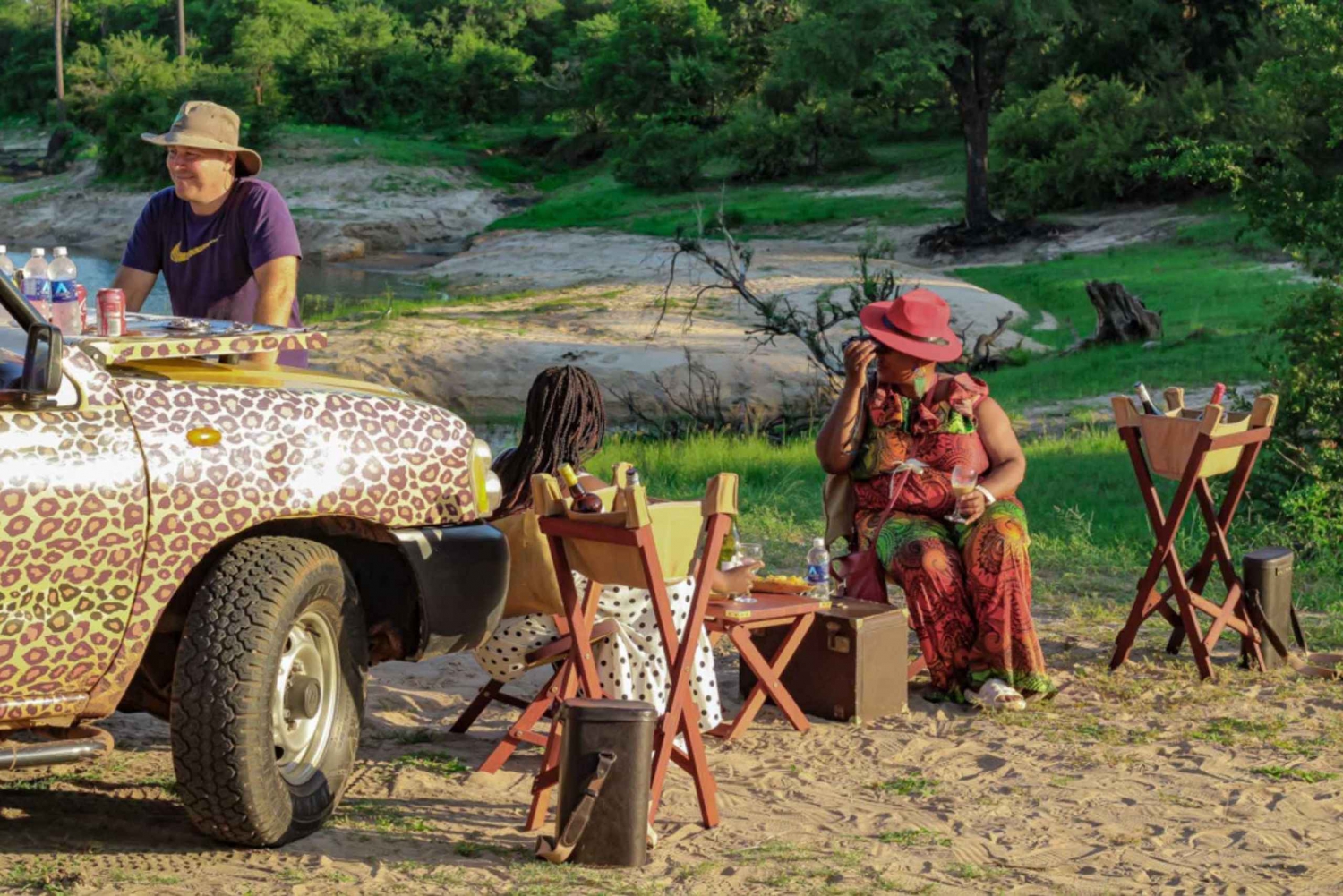 Victoria Falls: Premium Safari with Amarula+Gin Tonic