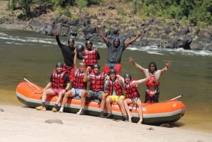 Wodospady Wiktorii Zimbabwe: rafting białą wodą na rzece Zambezi