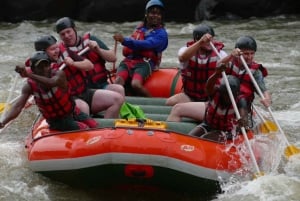 Aventura de rafting em águas brancas de 5 dias no Rio Zambeze