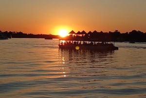 Bådtur ved solnedgang i Zambezi