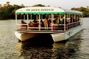 Bådtur ved solnedgang i Zambezi