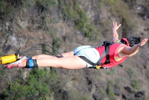 Abholung vom Flughafen und Vic Falls Bridge Bungee Jumping