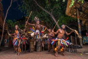 Safari d'une journée à Chobe et dîner dans un boma au départ des chutes Victoria