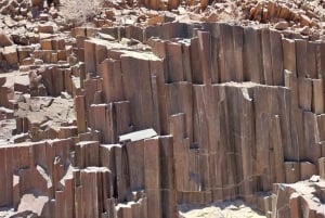 From Namibia to Zimbabwe: 15-Day Guided Lodge Tour