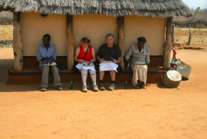 Fra Victoria Falls: Batoka-vandring og Ndebele-landsbytur