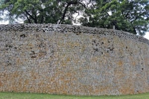 Great Zimbabwe: The World's View Historical Site !!