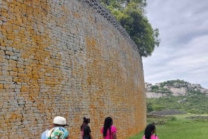 Harare: Chinhoyi Caves Day Trip with Lunch and Transfer