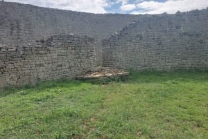 Harare: Chinhoyi Caves Day Trip with Lunch and Transfer