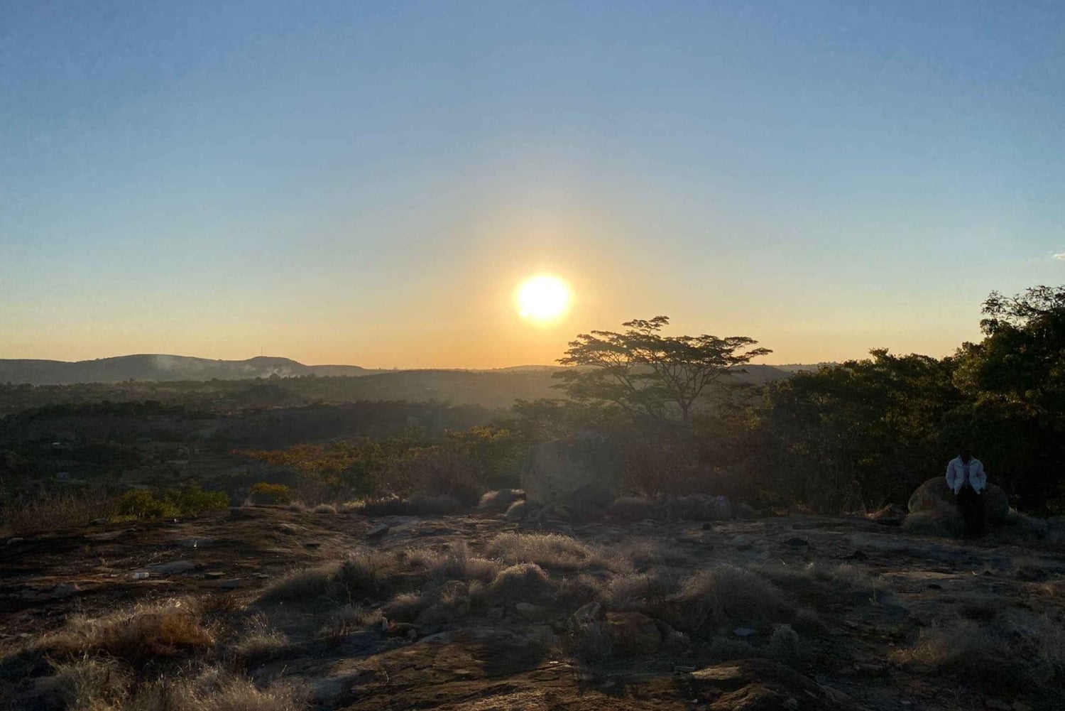 Harare: Golden Hour Hilltop Hike with Wine