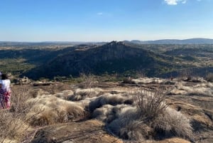 Harare: Golden Hour Hilltop Hike with Wine