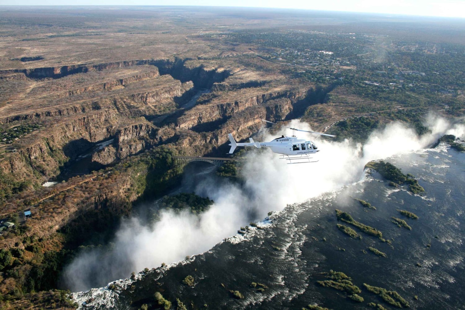 Helikopterflyvning over Victoria Falls